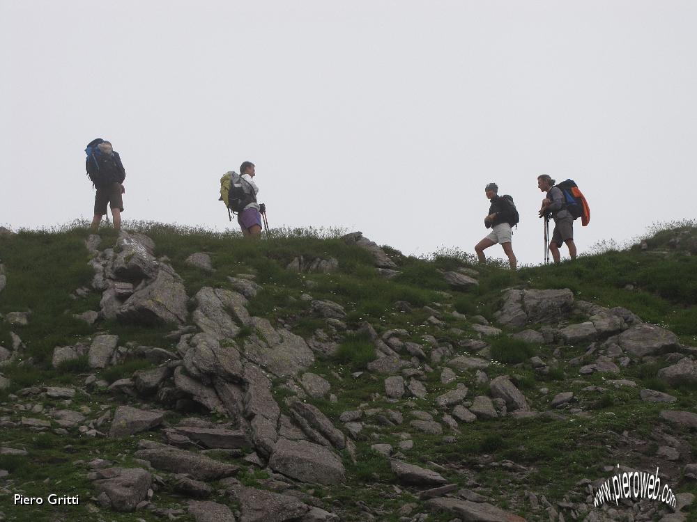 36 In cresta tra Valle Bondione e Valle del Gleno.jpg